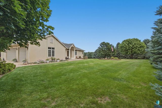 47588 255th St Street, Renner, SD 57055