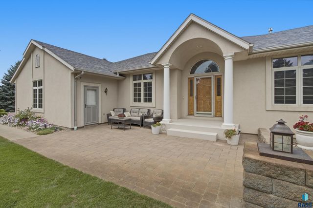 47588 255th St Street, Renner, SD 57055
