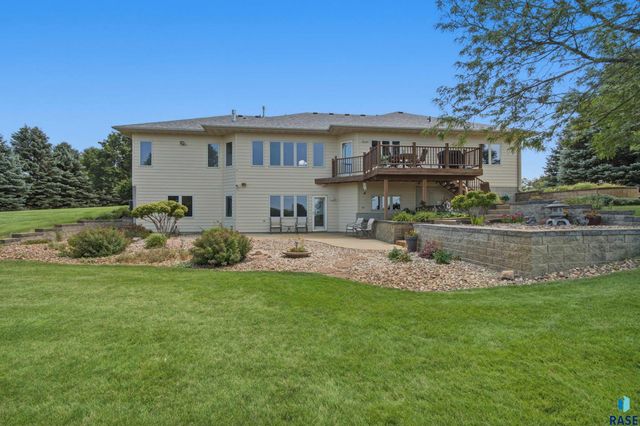 47588 255th St Street, Renner, SD 57055