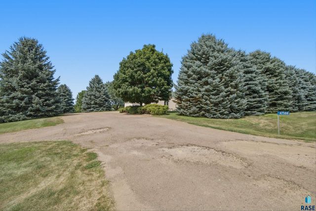 47588 255th St Street, Renner, SD 57055