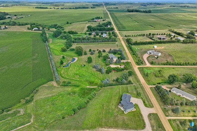 47588 255th St Street, Renner, SD 57055