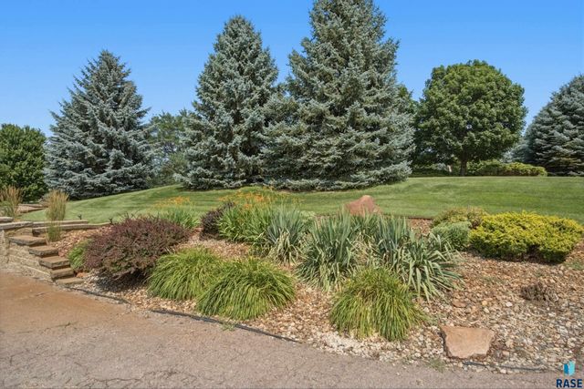 47588 255th St Street, Renner, SD 57055
