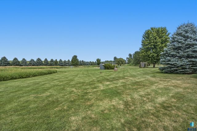 47588 255th St Street, Renner, SD 57055