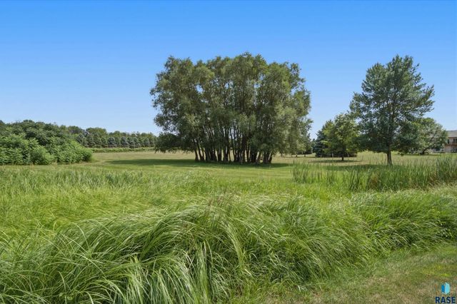 47588 255th St Street, Renner, SD 57055