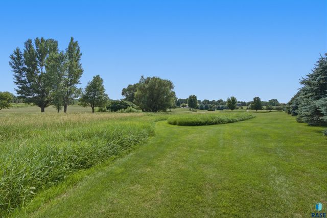 47588 255th St Street, Renner, SD 57055