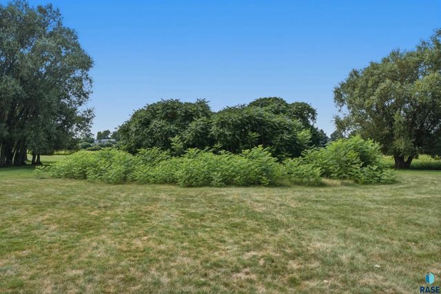47588 255th St Street, Renner, SD 57055