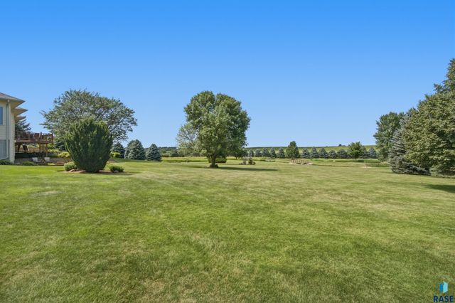 47588 255th St Street, Renner, SD 57055