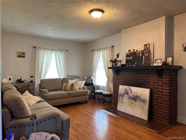 237 Windsor Highway, New Windsor, NY 12553