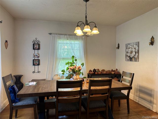 237 Windsor Highway, New Windsor, NY 12553