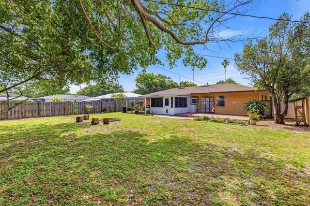 450 SAN SALVADOR DRIVE, Dunedin, FL 34698