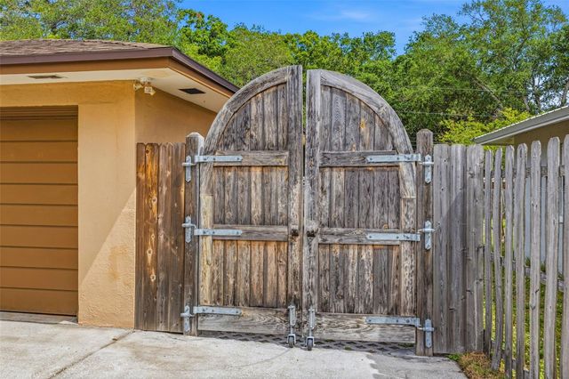 450 SAN SALVADOR DRIVE, Dunedin, FL 34698