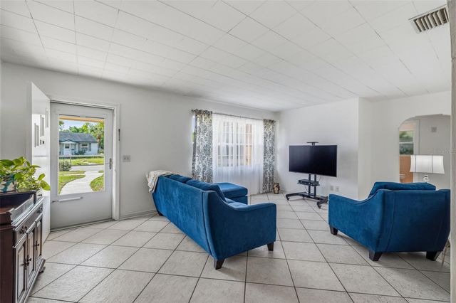 450 SAN SALVADOR DRIVE, Dunedin, FL 34698