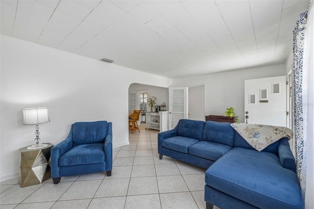 450 SAN SALVADOR DRIVE, Dunedin, FL 34698