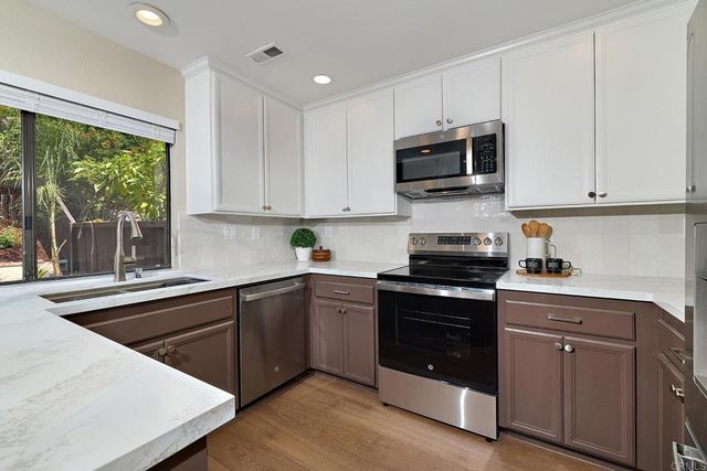 3045 Greenwich Street, Carlsbad, CA 92010