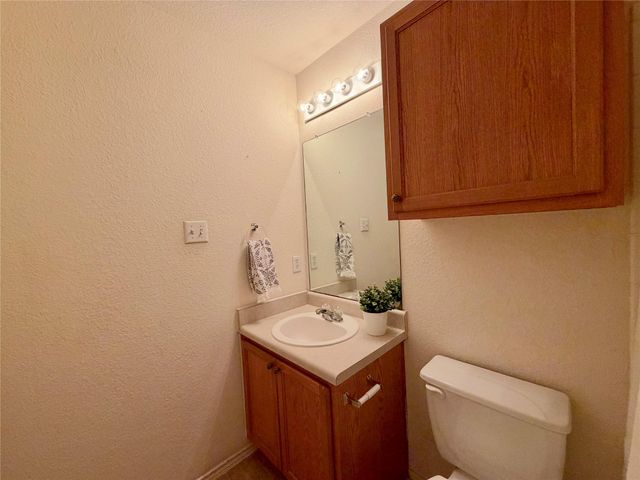 14504 Harris Ridge BLVD B, Pflugerville, TX 78660
