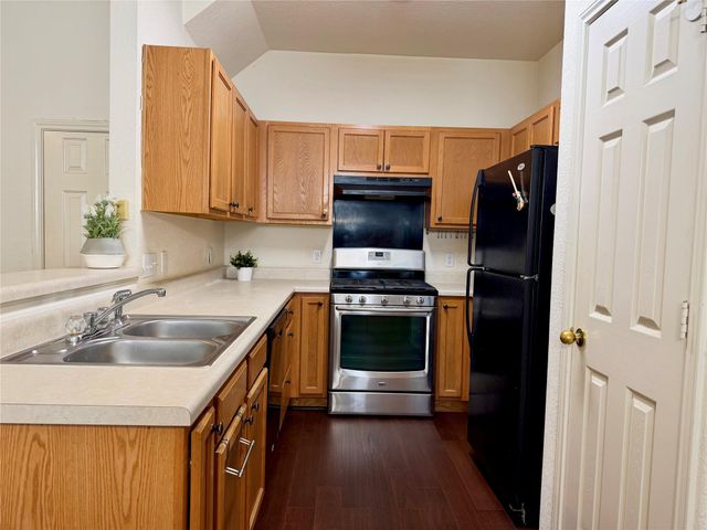 14504 Harris Ridge BLVD B, Pflugerville, TX 78660