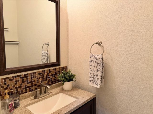 14504 Harris Ridge BLVD B, Pflugerville, TX 78660