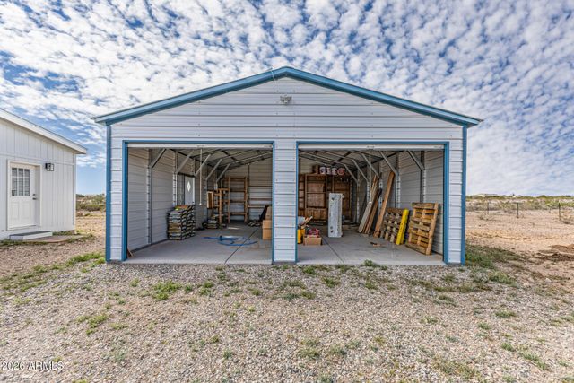 6518 N 416TH Drive, Tonopah, AZ 85354