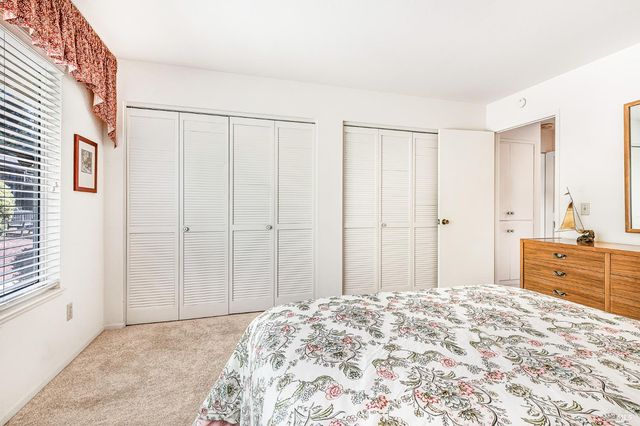 6941 Oak Leaf Dr, Santa Rosa, CA 95409