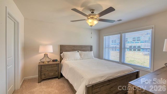 50 Creekview Road, Hendersonville, NC 28792