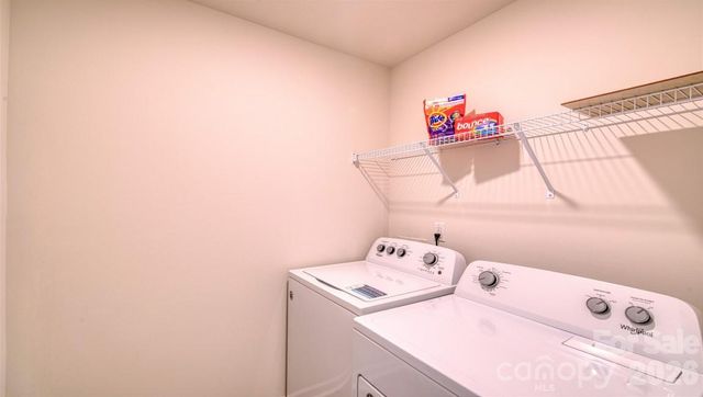 50 Creekview Road, Hendersonville, NC 28792