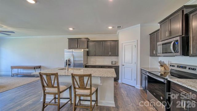 50 Creekview Road, Hendersonville, NC 28792