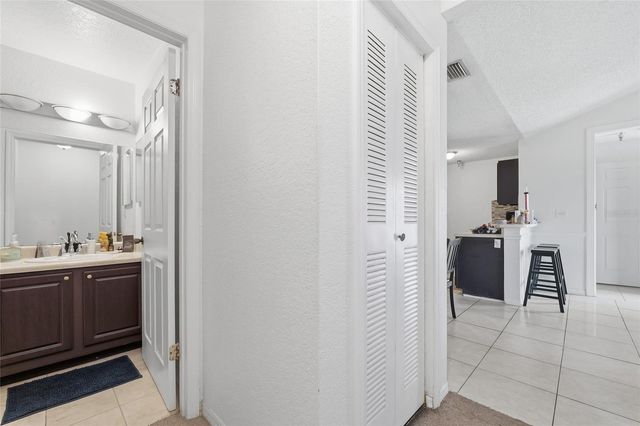 10265 GANDY BOULEVARD N 1806, St Petersburg, FL 33702