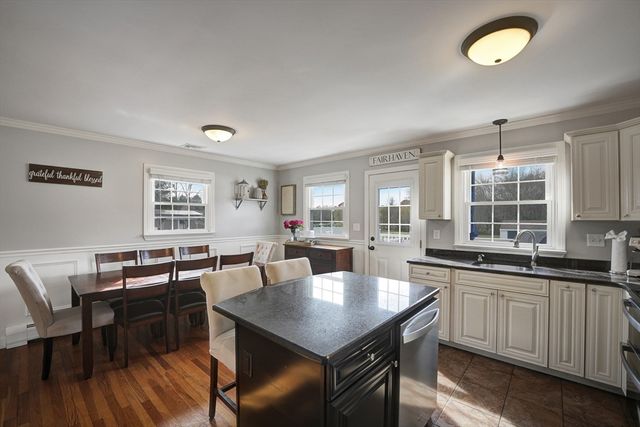 312 New Boston Rd, Fairhaven, MA 02719