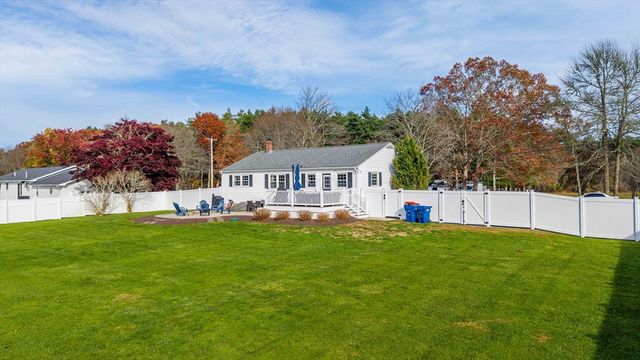 312 New Boston Rd, Fairhaven, MA 02719
