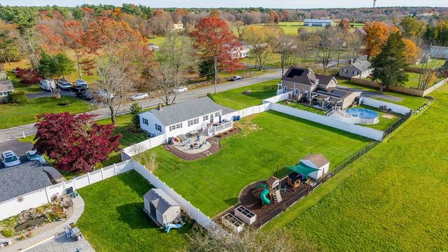 312 New Boston Rd, Fairhaven, MA 02719