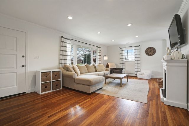 312 New Boston Rd, Fairhaven, MA 02719