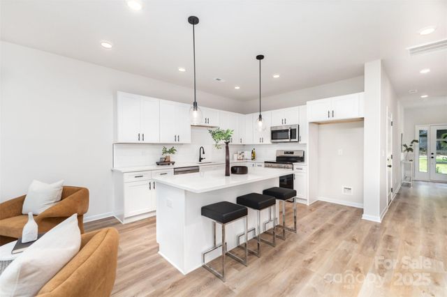 3611 Corbett Street, Charlotte, NC 28208