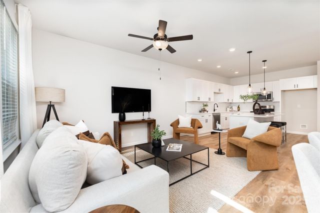 3611 Corbett Street, Charlotte, NC 28208