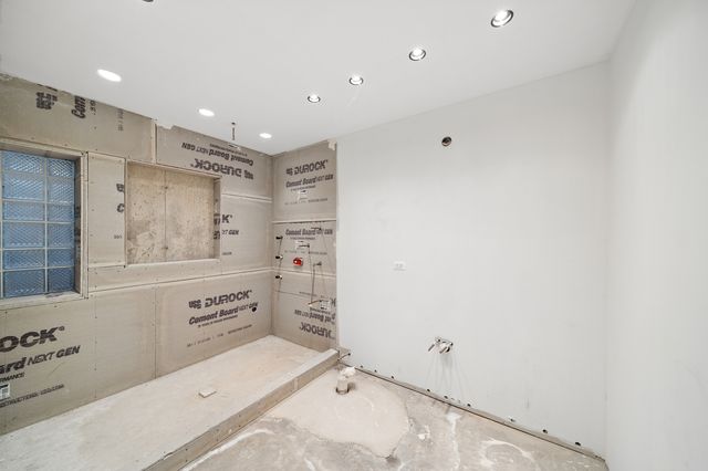 415 Ranch Road, Wheaton, IL 60187