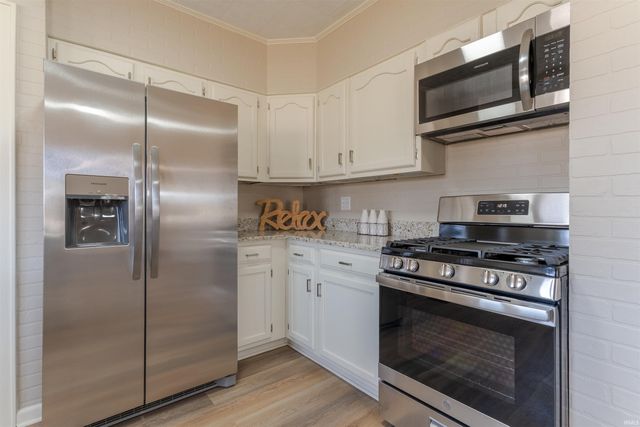 2520 S Weinbach Avenue, Evansville, IN 47714