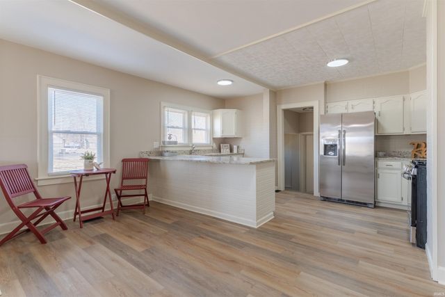 2520 S Weinbach Avenue, Evansville, IN 47714