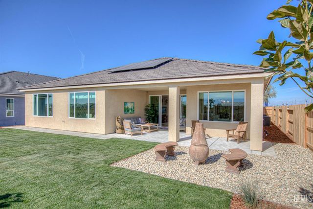 11035 Alcazar, Bakersfield, CA 93311