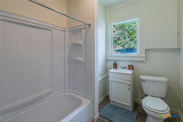 1303 S 15th Street, Temple, TX 76504
