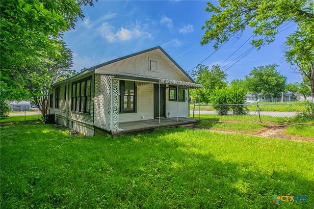 1303 S 15th Street, Temple, TX 76504