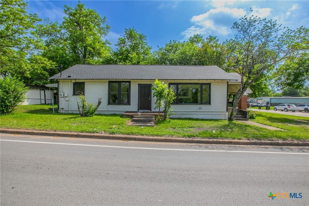 1303 S 15th Street, Temple, TX 76504