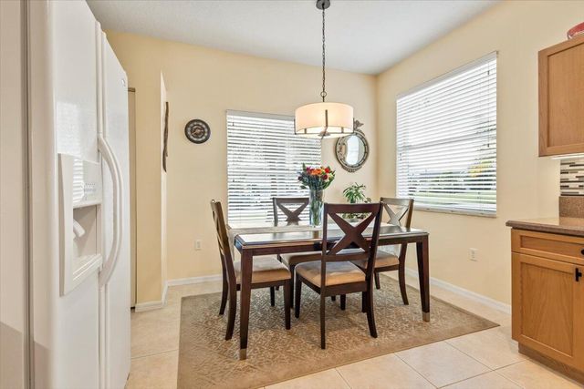 704 SW Rocky Bayou Terrace, Port St Lucie, FL 34986