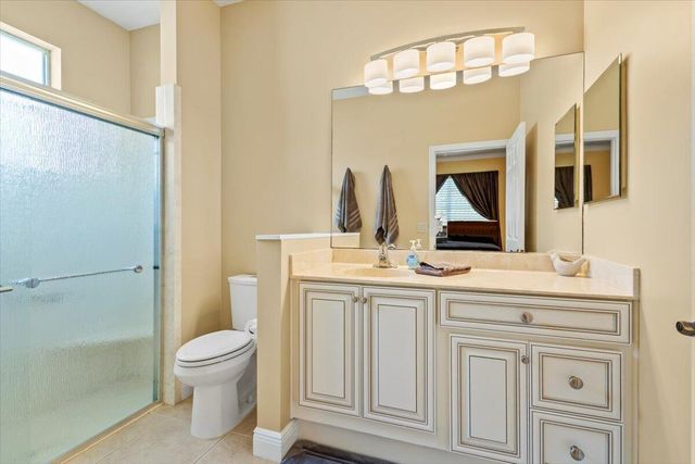 704 SW Rocky Bayou Terrace, Port St Lucie, FL 34986