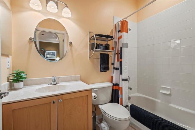 704 SW Rocky Bayou Terrace, Port St Lucie, FL 34986