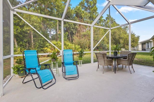 704 SW Rocky Bayou Terrace, Port St Lucie, FL 34986