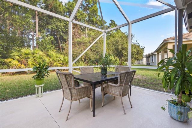 704 SW Rocky Bayou Terrace, Port St Lucie, FL 34986