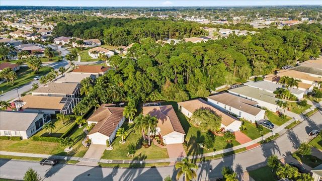704 SW Rocky Bayou Terrace, Port St Lucie, FL 34986