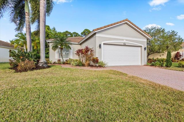 704 SW Rocky Bayou Terrace, Port St Lucie, FL 34986