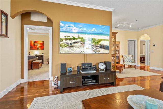 704 SW Rocky Bayou Terrace, Port St Lucie, FL 34986