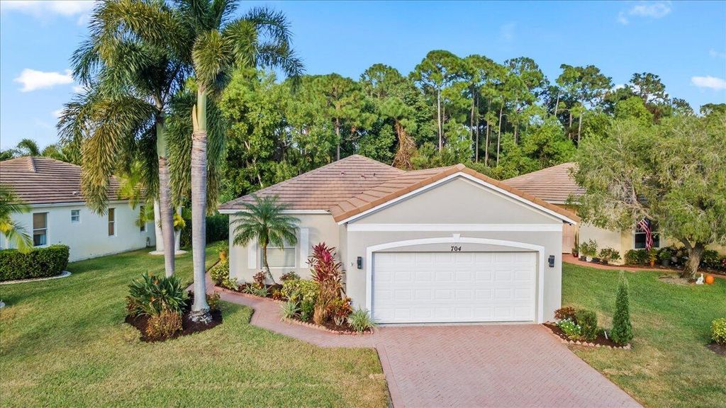 704 SW Rocky Bayou Terrace, Port St Lucie, FL 34986