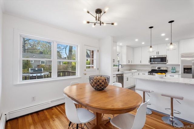 53 Jennings Road, White Plains, NY 10605